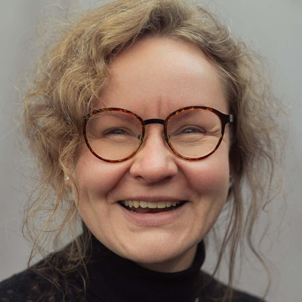 Dana Freund - Head of Consulting - best it